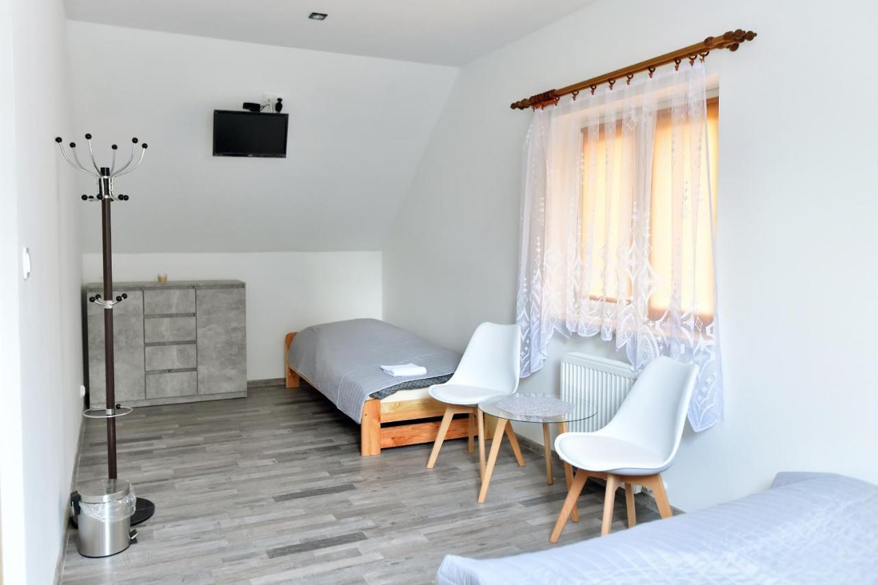 Baza Noclegi Bieszczady Ustrzyki Dolne Exteriör bild